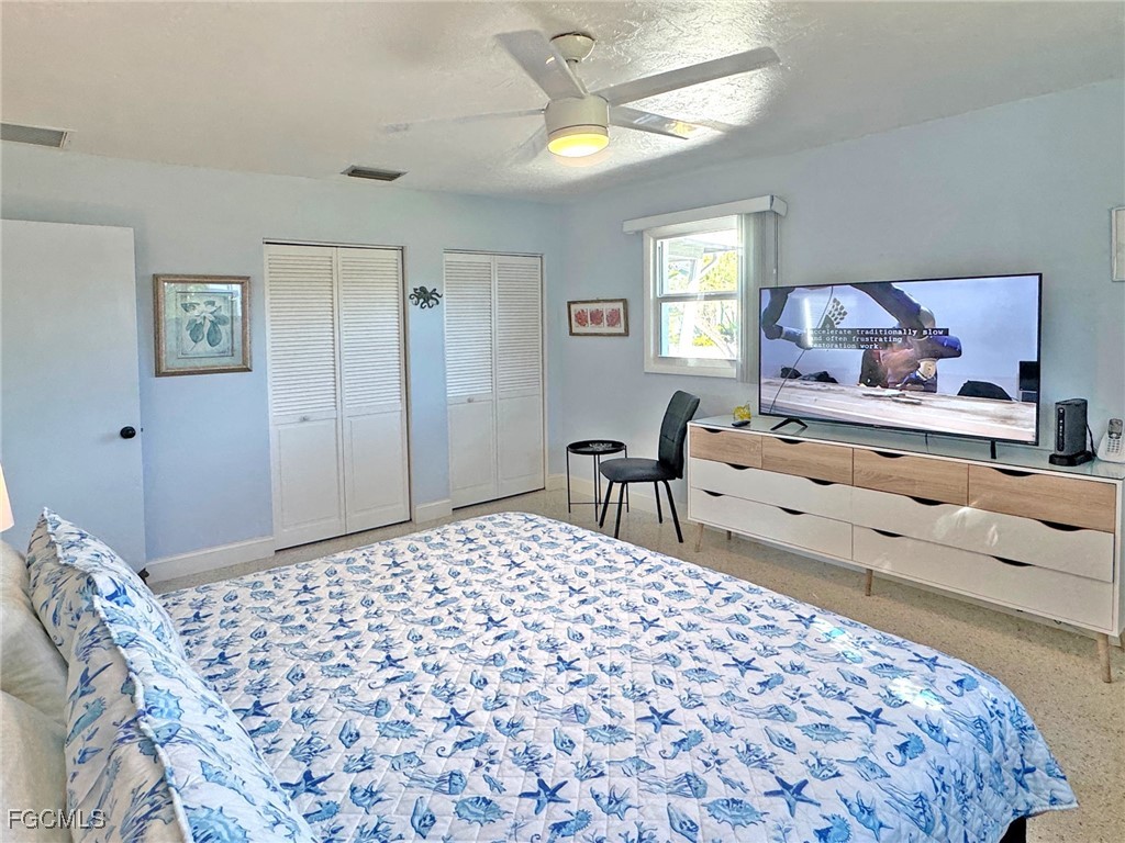 1 Bed Duplex for Sale in Sanibel Shores, photo 11
