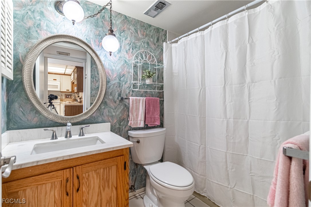 2 Bed Condominium for Sale in Seven Lakes, FL, $80,000 — photo 11
