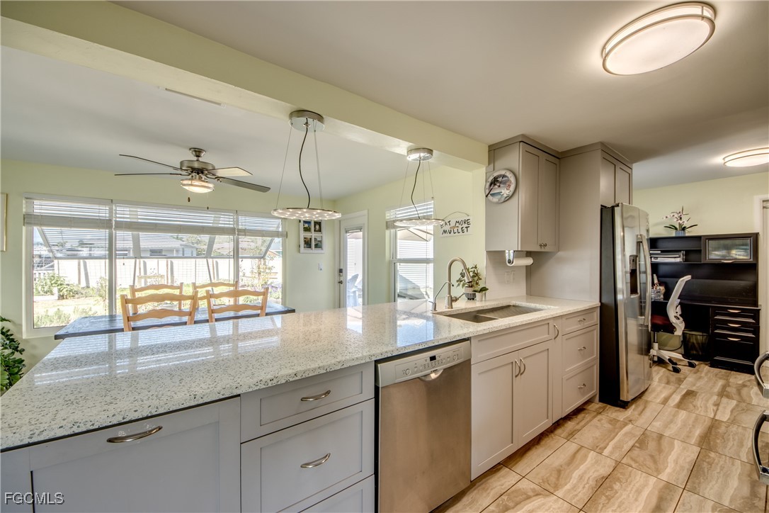 3 Bed SingleFamilyResidence for Sale in Charlotte Shores, FL — photo 11