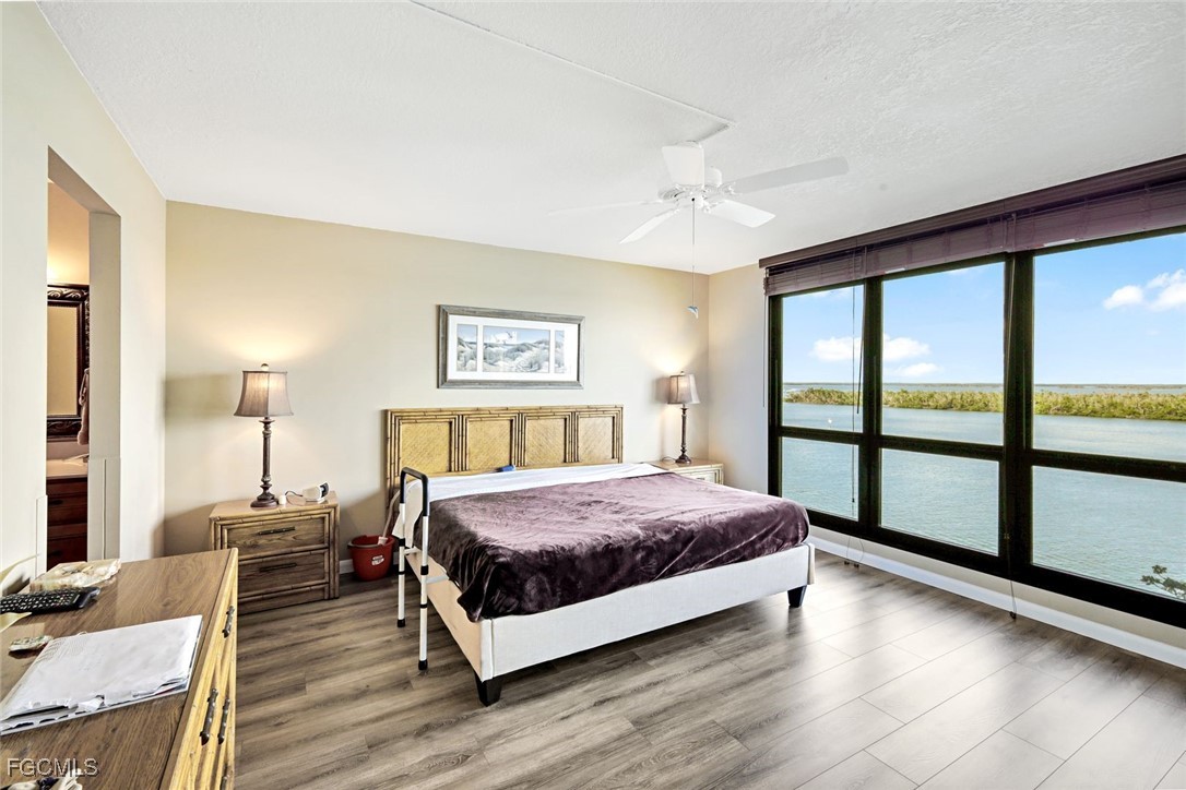 2 Bed Waterfront Home for Sale in The Palms Of Bay Beach, FL — photo 11