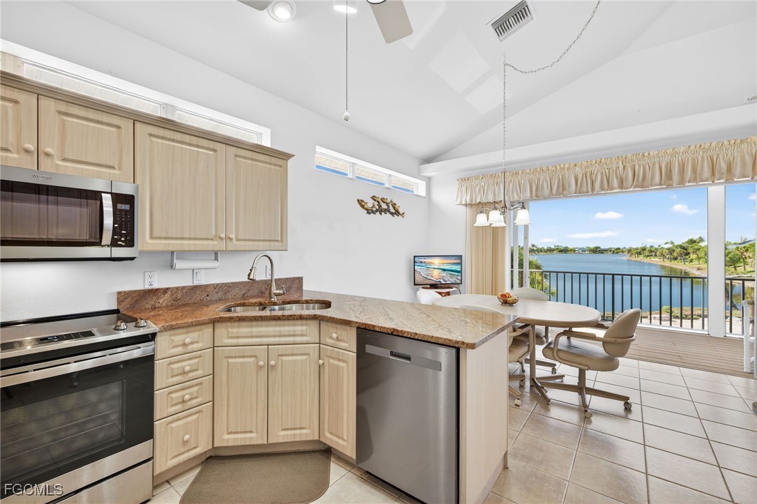 4 Bed Pool Home for Sale in Sanibel, photo 11