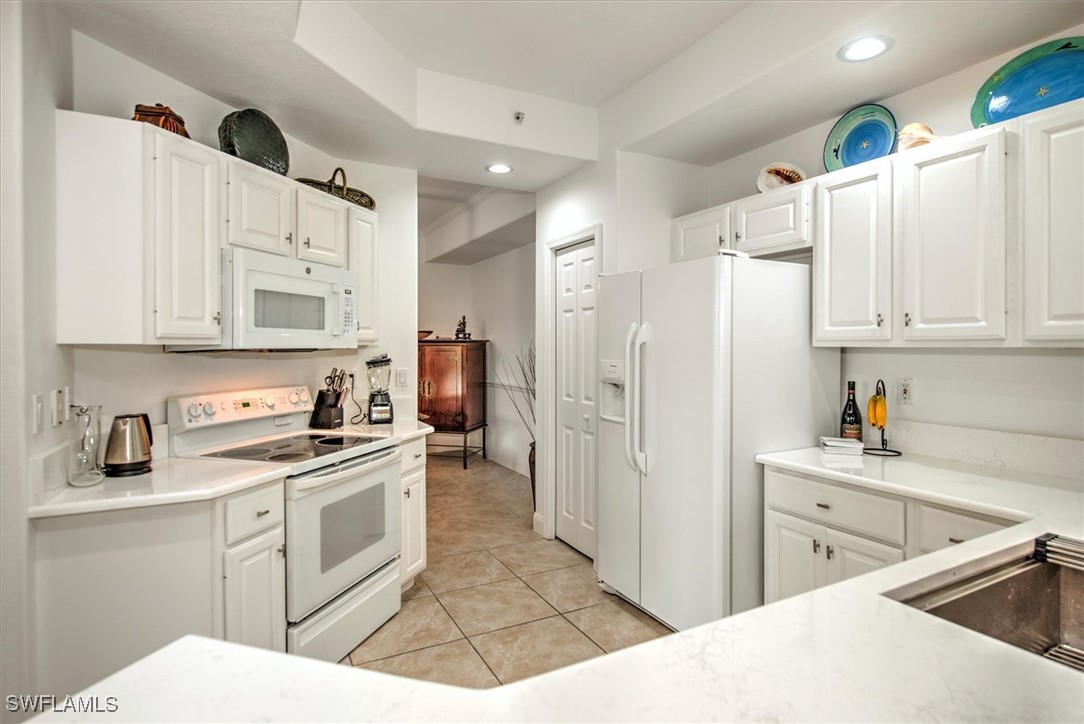 2 Bed Condominium for Sale in Whisper Trace, photo 11