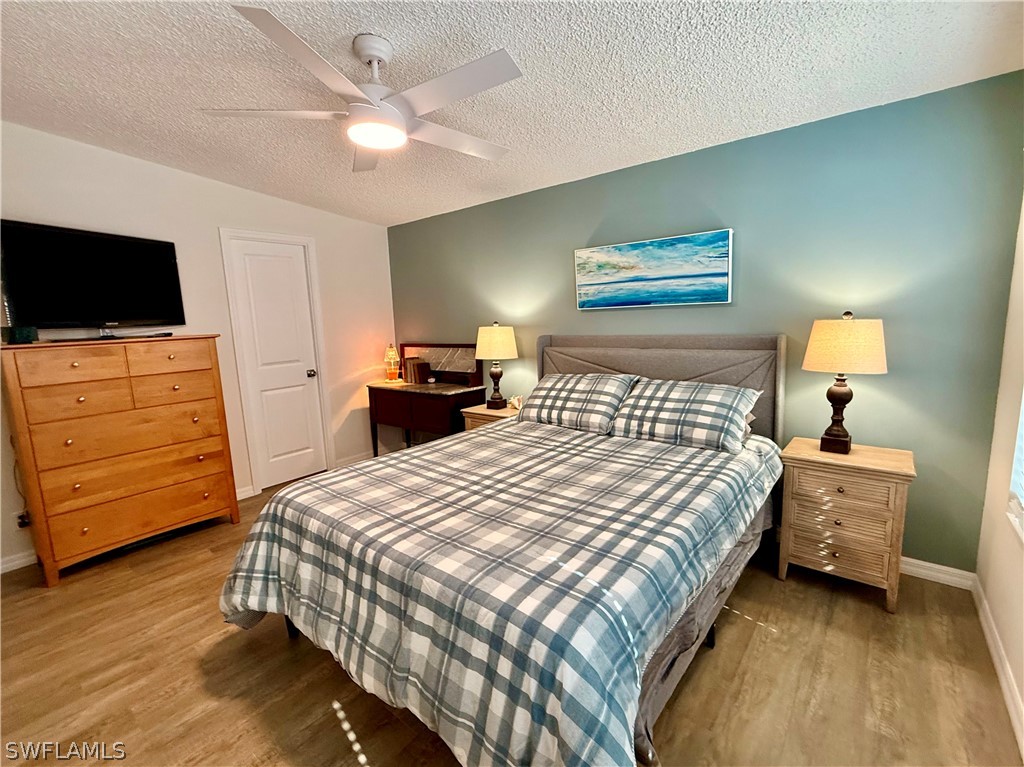 2 Bed ManufacturedHome for Sale in Naples, FL, $219,000 — photo 11