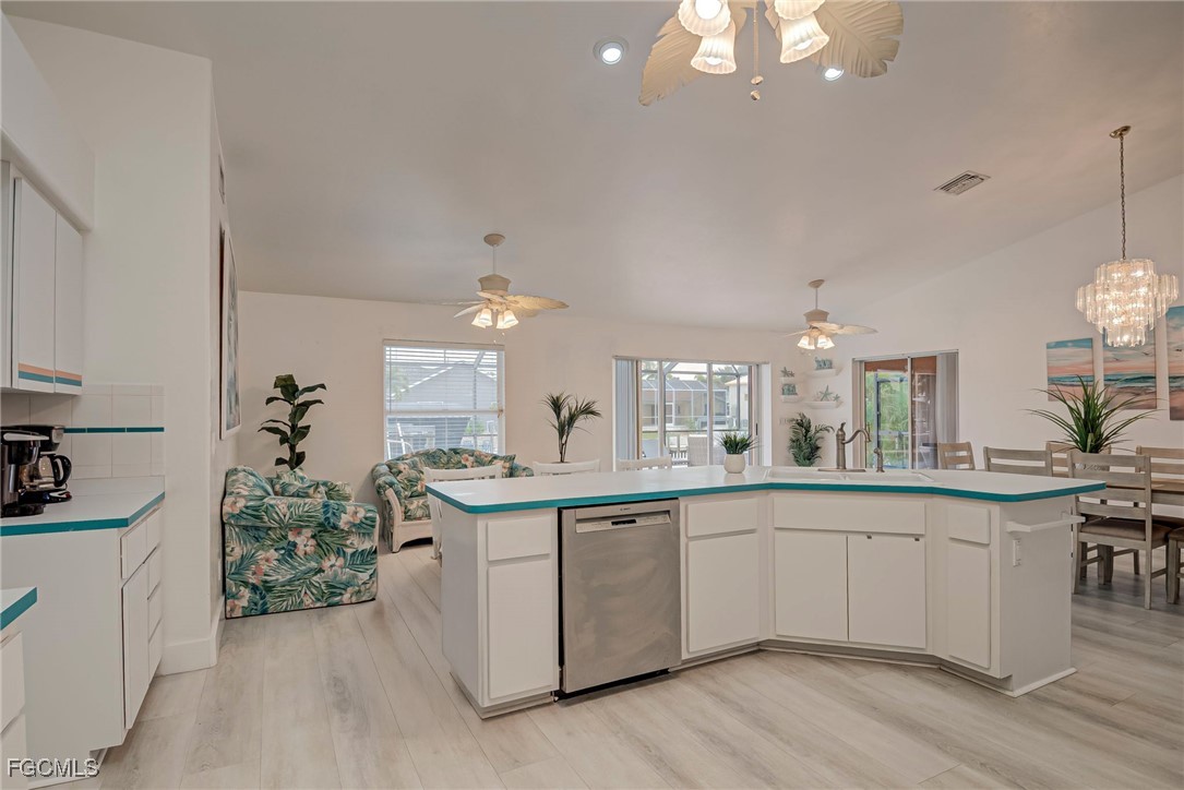 3 Bed Pool Home for Sale in Matlacha Isles, photo 11