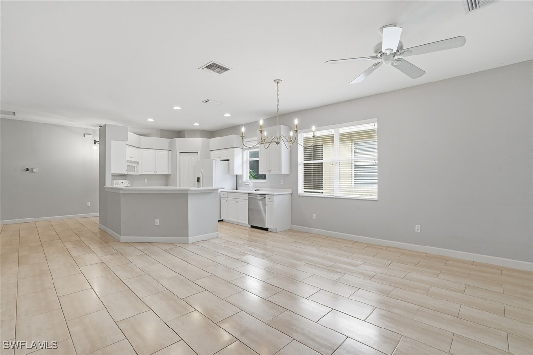 2 Bed Attached for Sale in Stoneybrook, photo 11