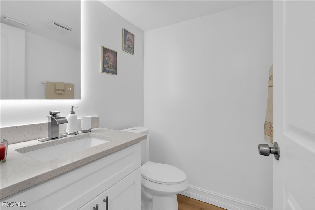 2 Bed Townhouse for Sale in Cape Coral, photo 11