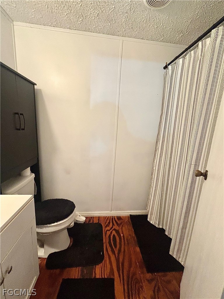 3 Bed SingleFamilyResidence for Sale in Clewiston, FL — photo 11
