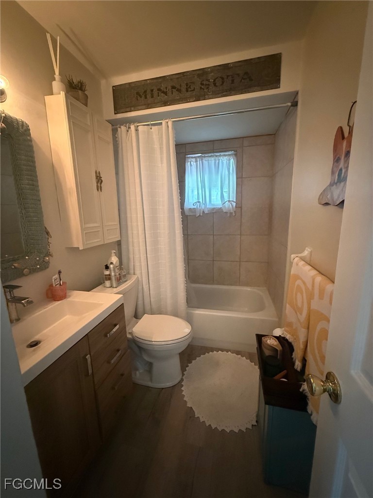 2 Bed Condominium for Sale in Fort Myers, photo 11