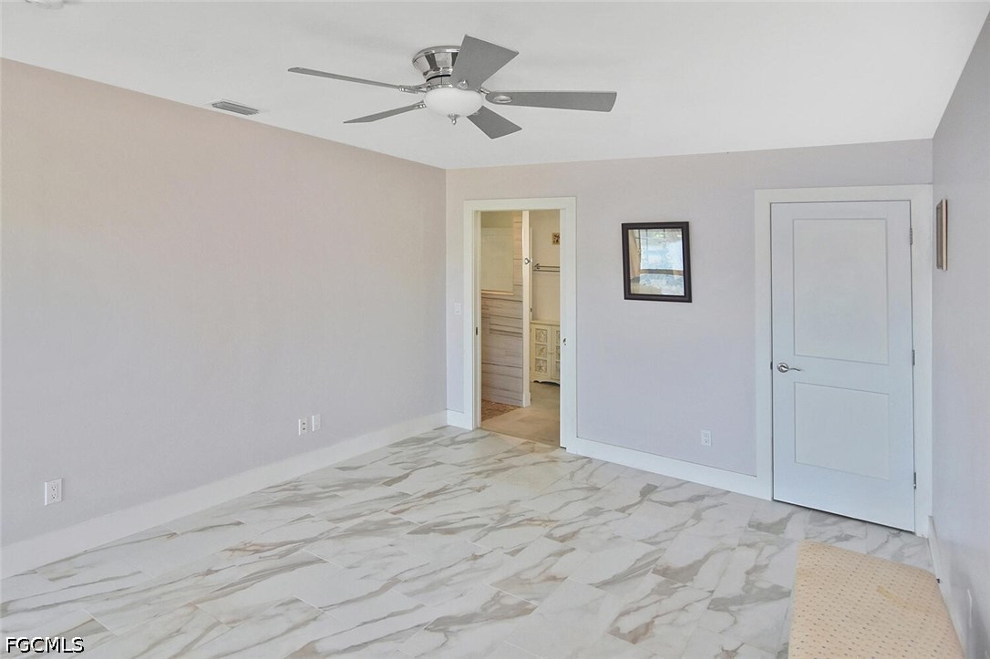 2 Bed Waterfront Home for Sale in Fort Myers, photo 11