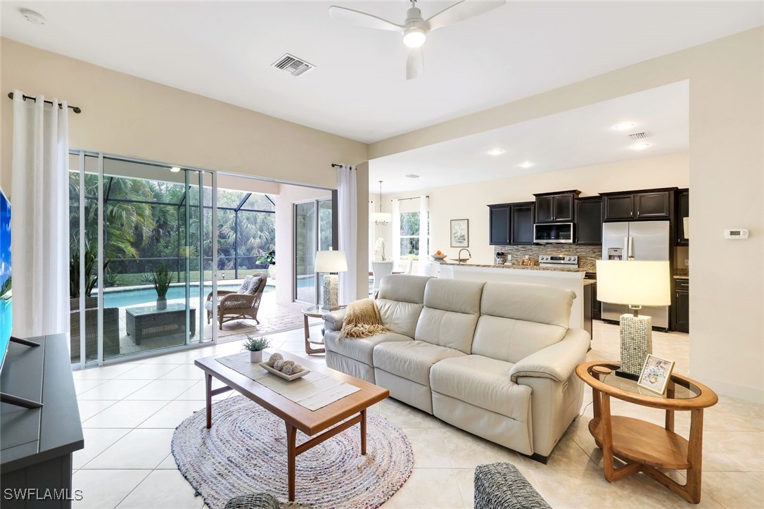 2 Bed Pool Home for Sale in Ashmont, photo 11