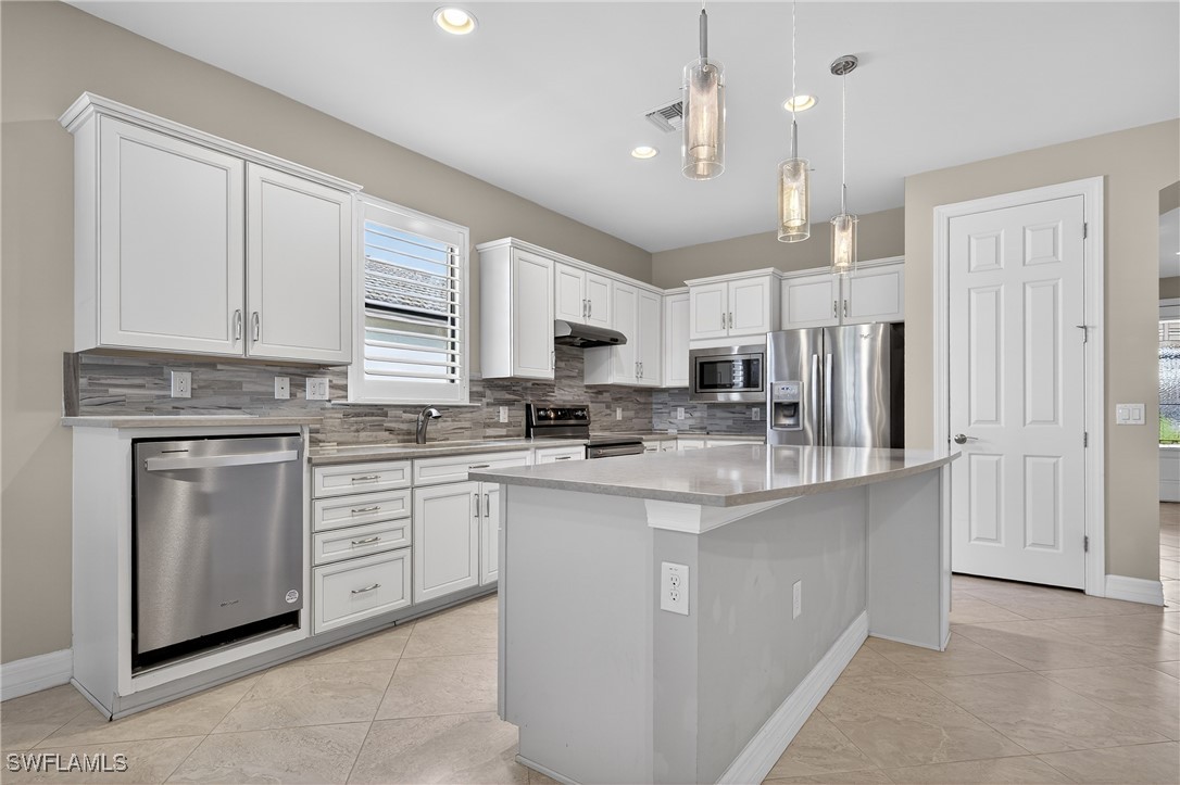 2 Bed SingleFamilyResidence for Sale in Del Webb, FL — photo 11