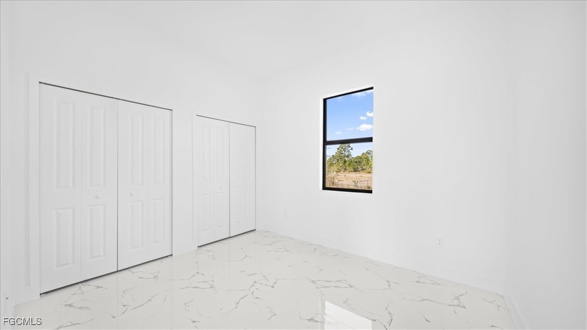 3 Bed SingleFamilyResidence for Sale in Lehigh Acres, photo 11