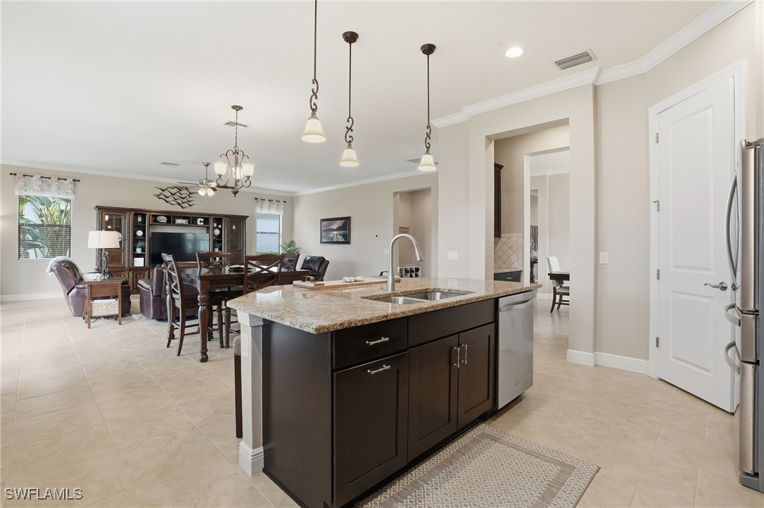 4 Bed SingleFamilyResidence for Sale in Naples, photo 11