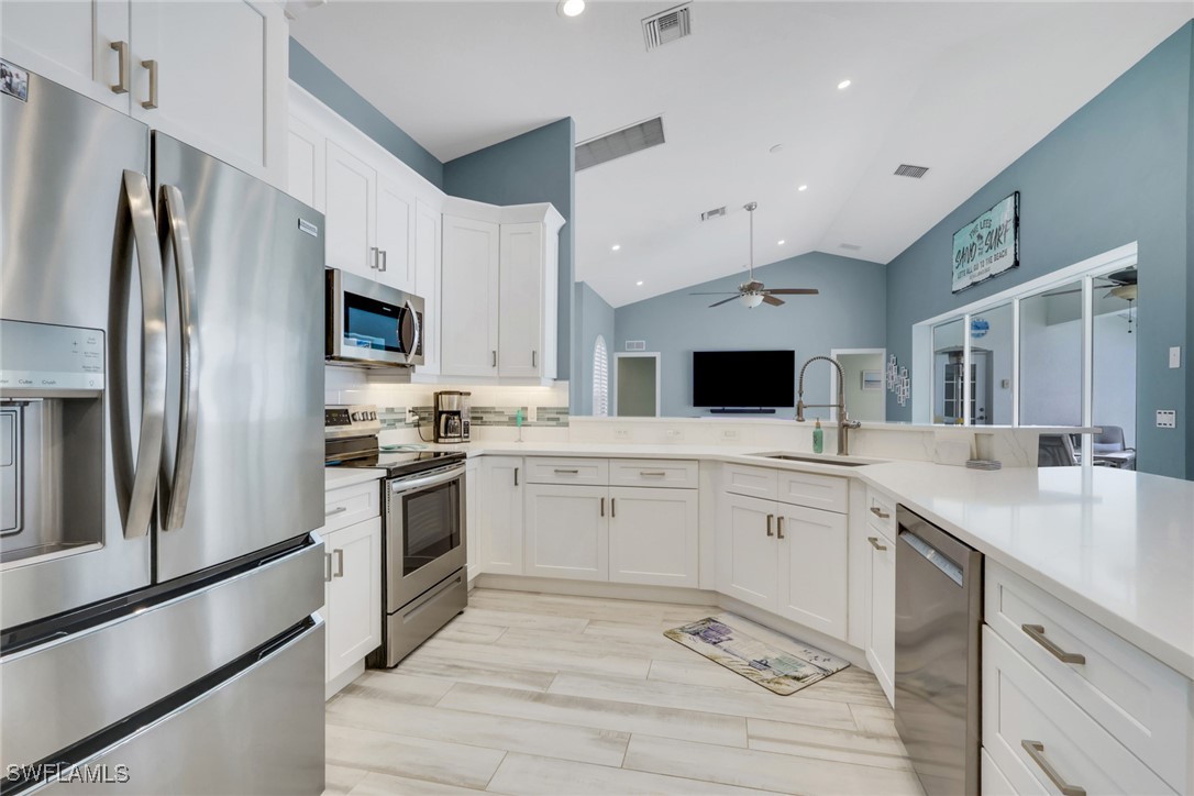 4 Bed Pool Home for Sale in Briarwood, photo 11