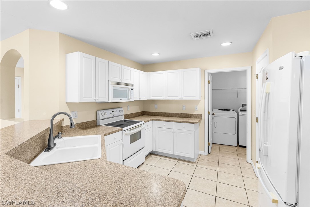 3 Bed SingleFamilyResidence for Sale in Cape Coral, FL — photo 11