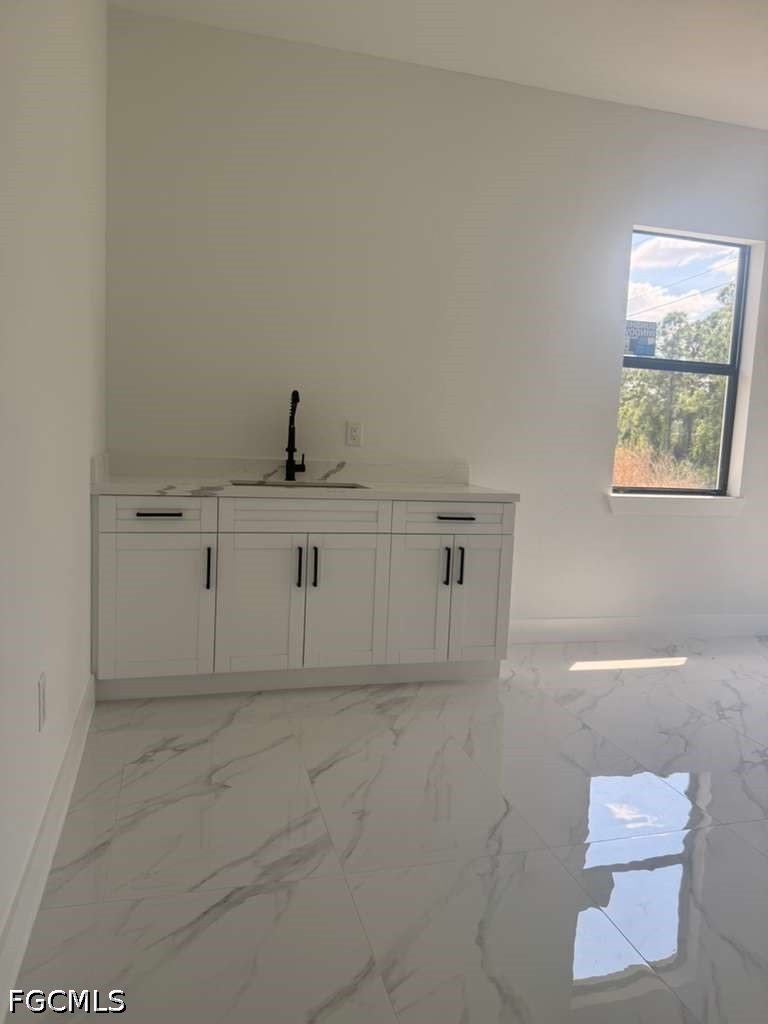 4 Bed SingleFamilyResidence for Sale in Lehigh Acres, photo 11
