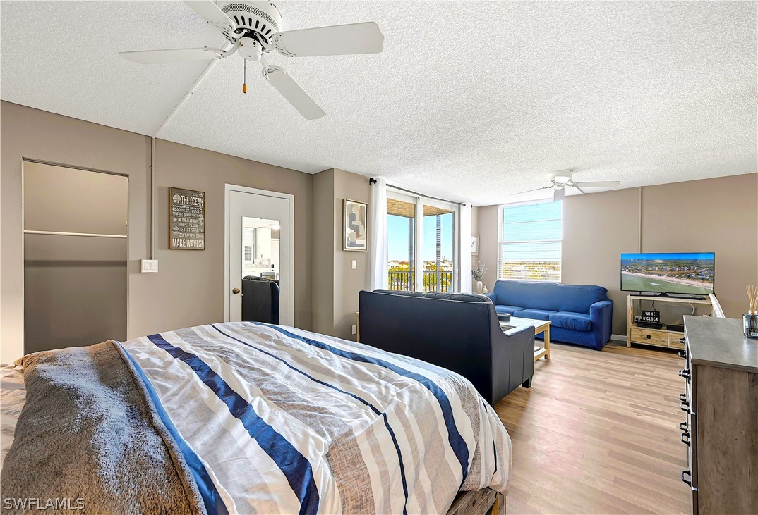1 Bed Waterfront Home for Sale in Beach And Tennis Club, photo 11