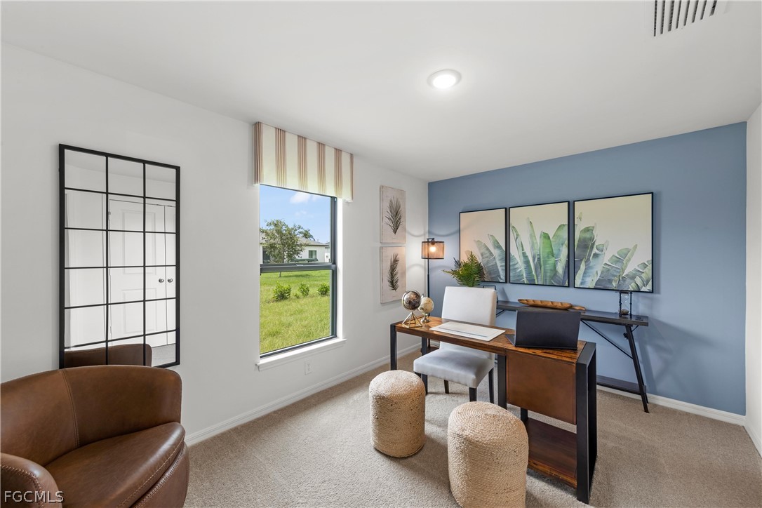 4 Bed SingleFamilyResidence for Sale in Cape Coral, photo 11