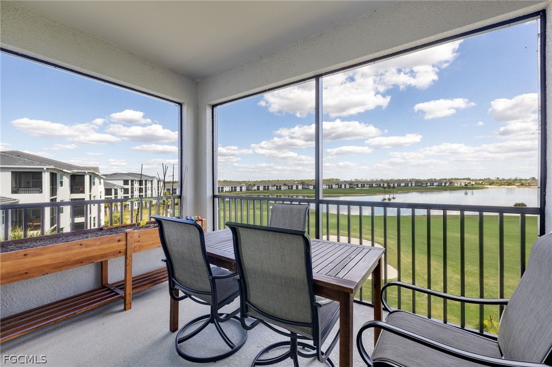 2 Bed Waterfront Home for Sale in Punta Gorda, FL — photo 11
