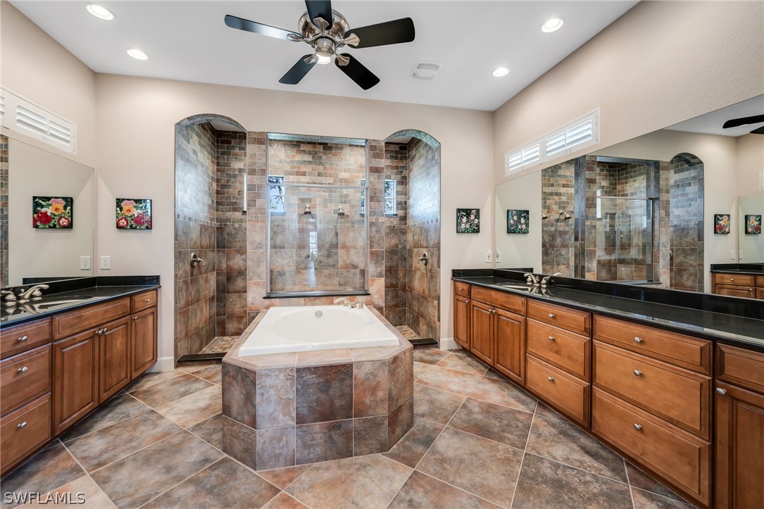 3 Bed Pool Home for Sale in Hollybrook, photo 11