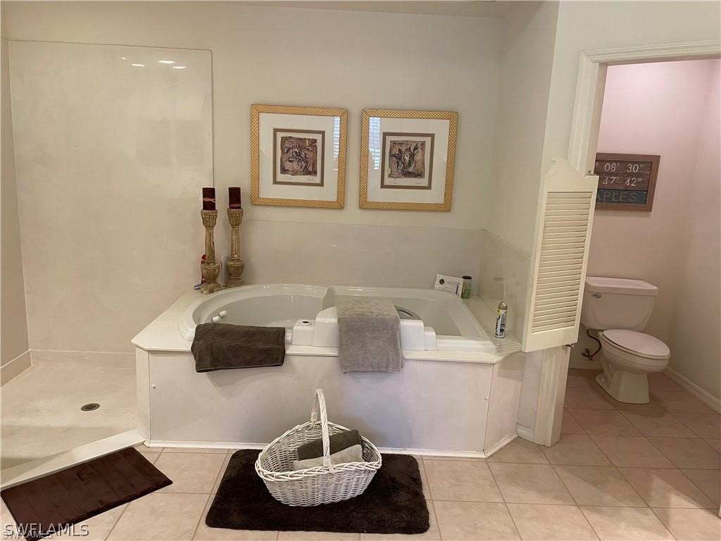 2 Bed Waterfront Home for Sale in Ashton Oaks, photo 11