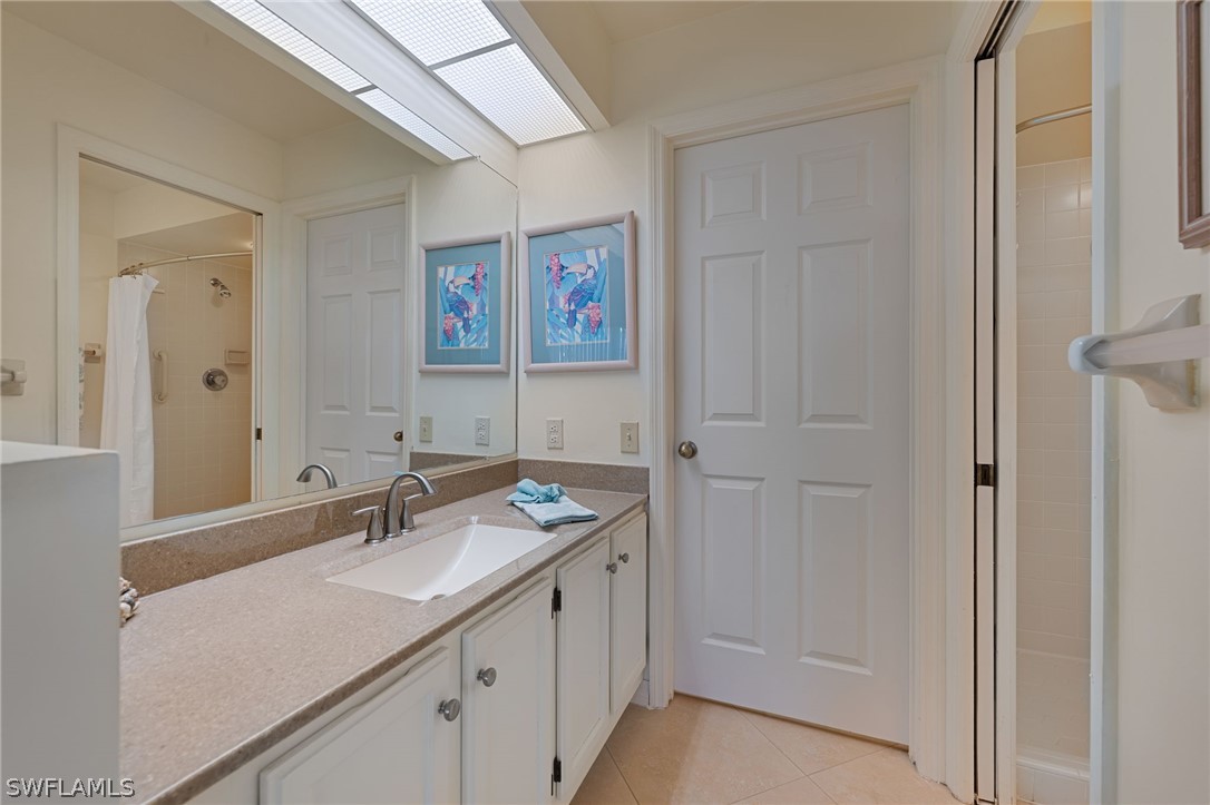 2 Bed Condominium for Sale in Bermuda Cays, photo 11