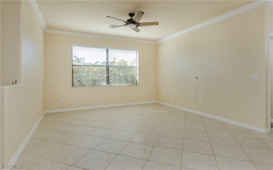 6 Bed Waterfront Home for Sale in Fort Myers, FL, $429,000 — photo 11