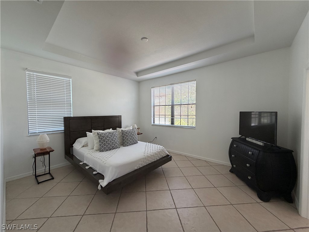3 Bed SingleFamilyResidence for Sale in Naples, FL, $450,000 — photo 11