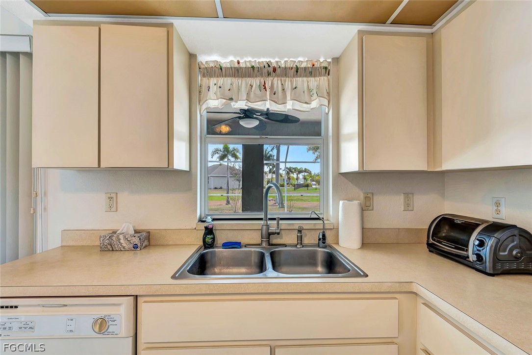 3 Bed Pool Home for Sale in Punta Gorda, FL, $380,000 — photo 11