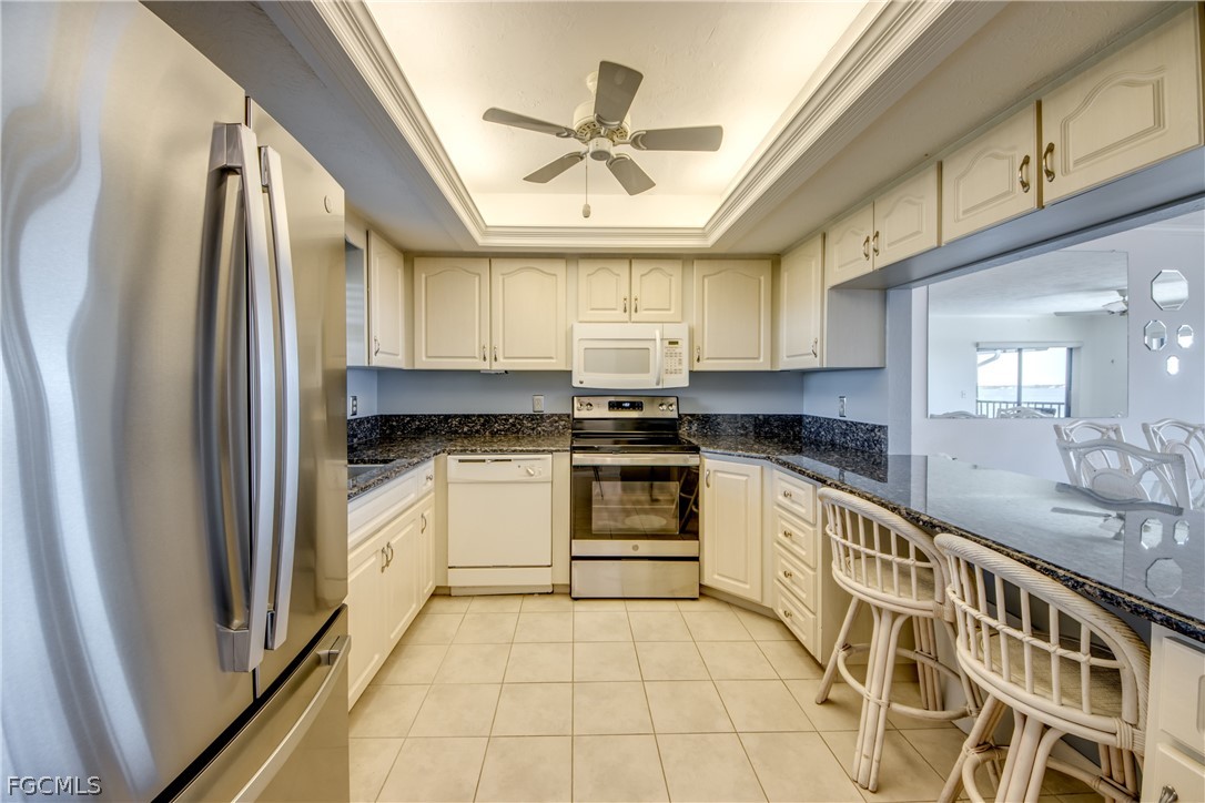 2 Bed Waterfront Home for Sale in Rivers Condo, FL, $299,900 — photo 11