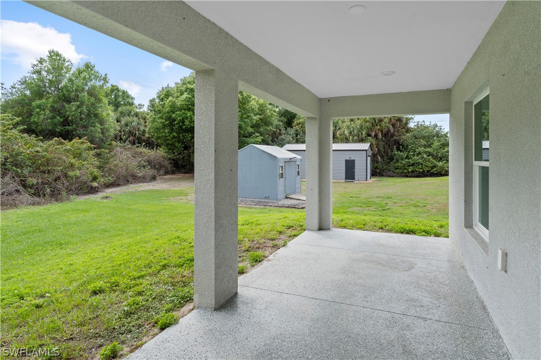 3 Bed SingleFamilyResidence for Sale in Lehigh Acres, photo 11