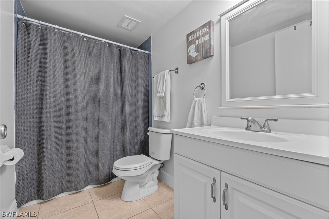 2 Bed Condominium for Sale in Naples, FL, $220,000 — photo 11