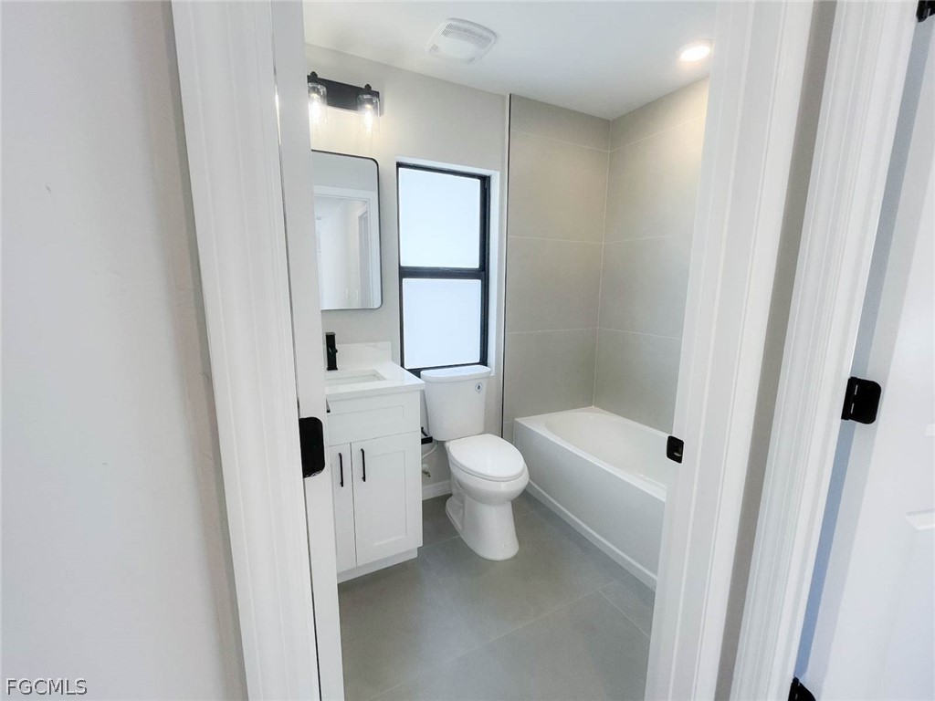 2 Bed SingleFamilyResidence for Sale in Punta Gorda, photo 11