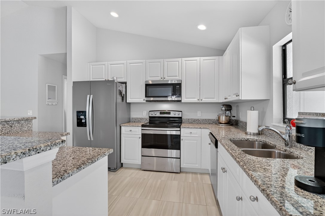 4 Bed Waterfront Home for Sale in Cape Coral, photo 11