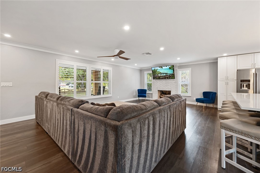 4 Bed SingleFamilyResidence for Sale in Buckingham, FL — photo 11