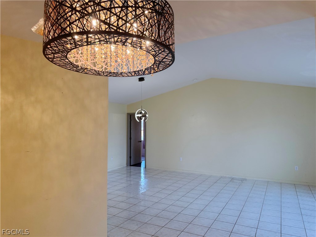 3 Bed SingleFamilyResidence for Sale in Lehigh Acres, photo 11