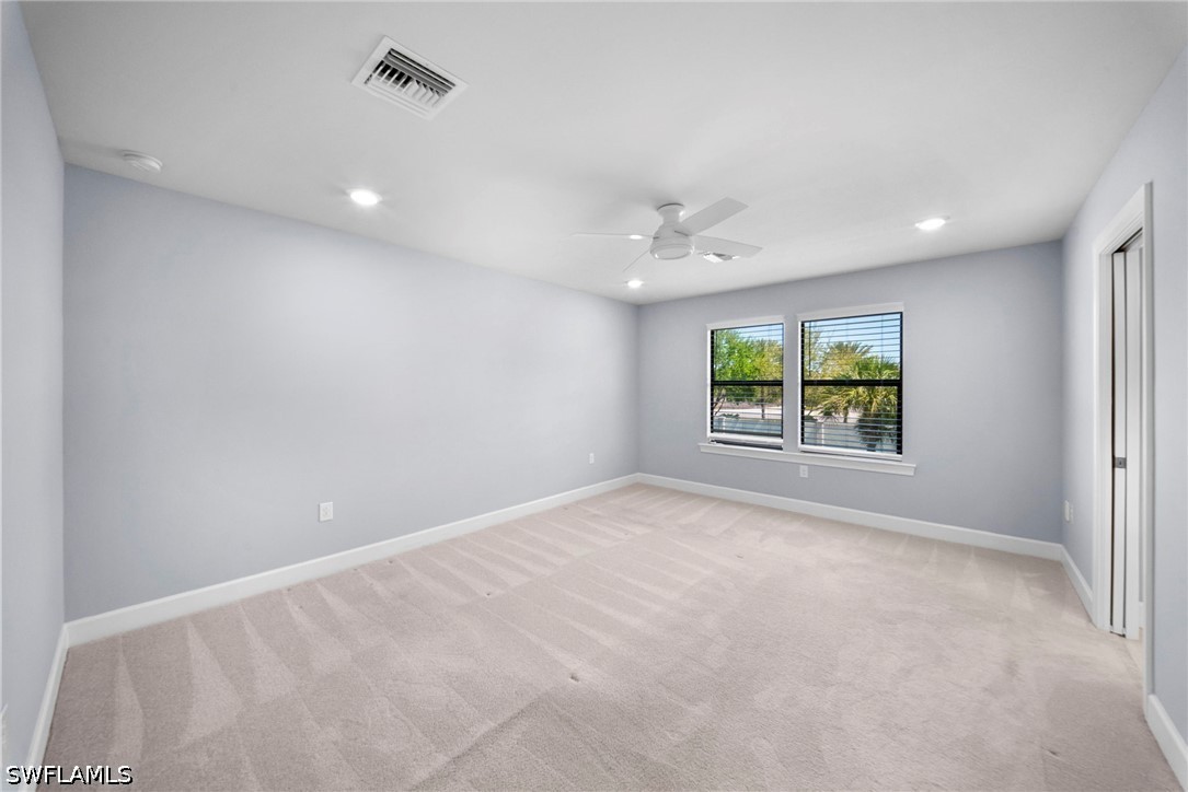 3 Bed SingleFamilyResidence for Sale in Westbrook, photo 11