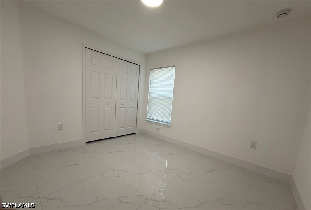4 Bed SingleFamilyResidence for Sale in Lehigh Acres, photo 11