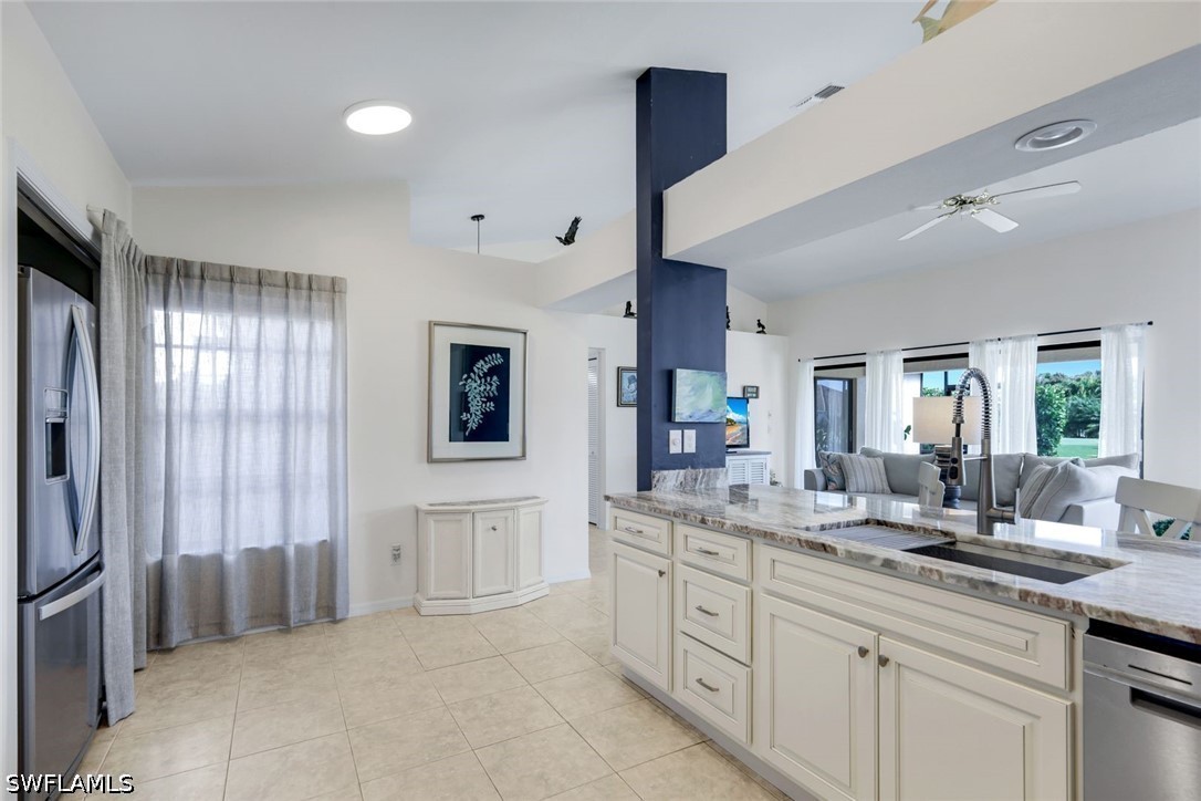 2 Bed Attached for Sale in Hunters Ridge, photo 11
