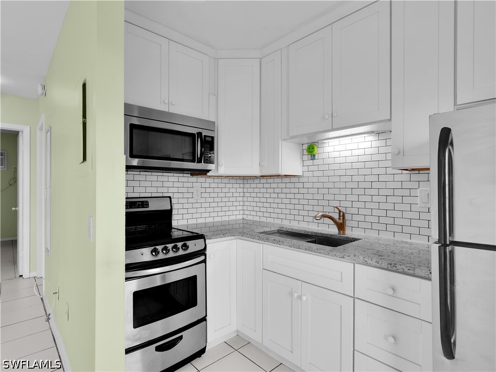 1 Bed Condominium for Sale in Seabreeze Condo, FL, $175,000 — photo 11