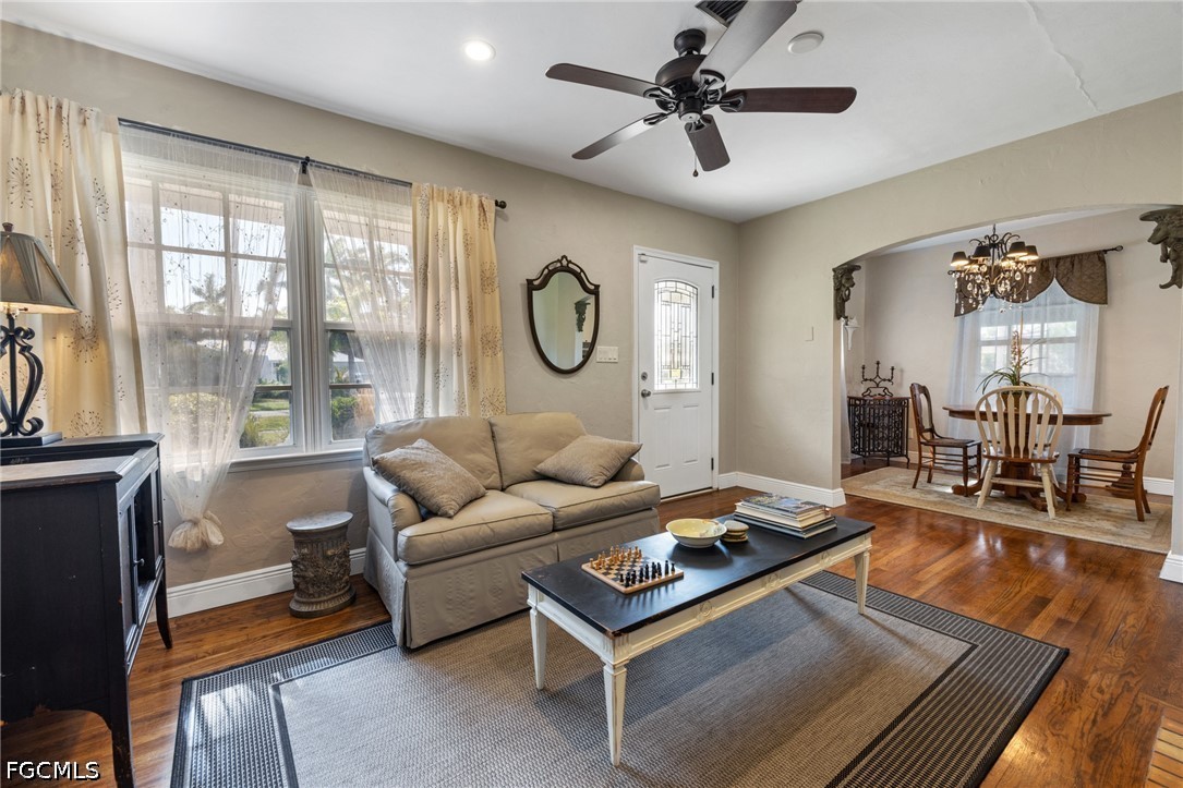 2 Bed SingleFamilyResidence for Sale in Allen Park, photo 11