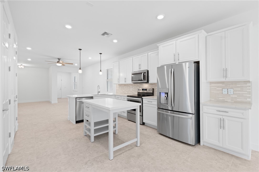 3 Bed SingleFamilyResidence for Sale in Westbrook, photo 11