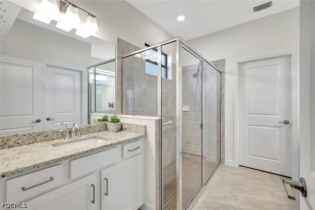 2 Bed Waterfront Home for Sale in Timber Creek, photo 11