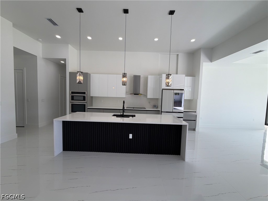 4 Bed SingleFamilyResidence for Sale in Lehigh Acres, photo 11