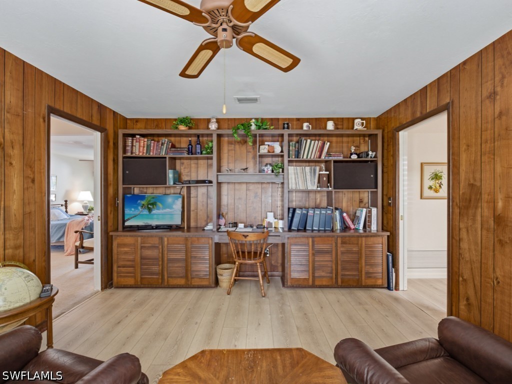 3 Bed Pool Home for Sale in Torrey Pines, photo 11
