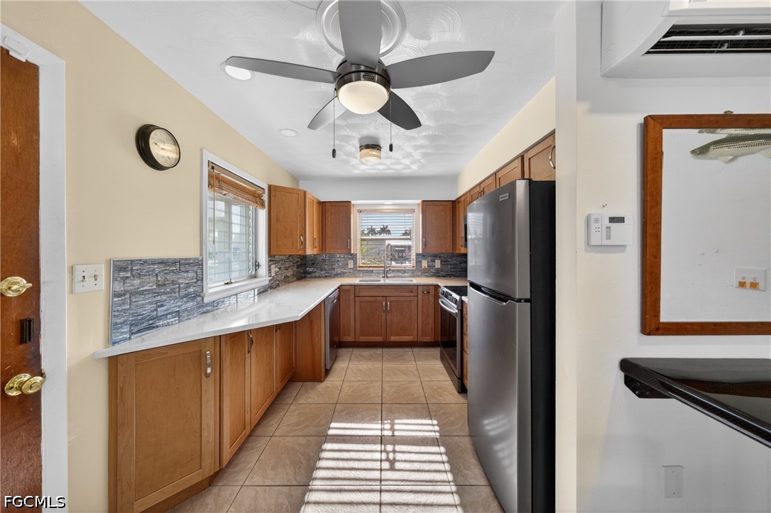 2 Bed Waterfront Home for Sale in Matlacha Isles, FL — photo 11