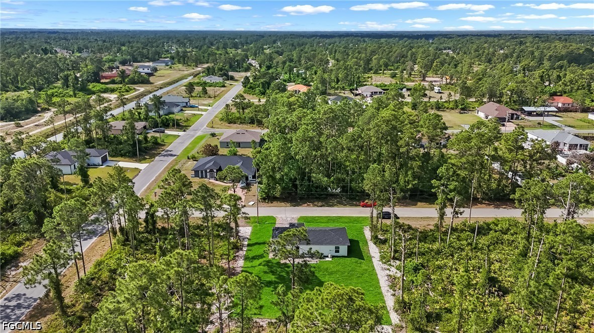 3 Bed SingleFamilyResidence for Sale in Lehigh Acres, photo 11