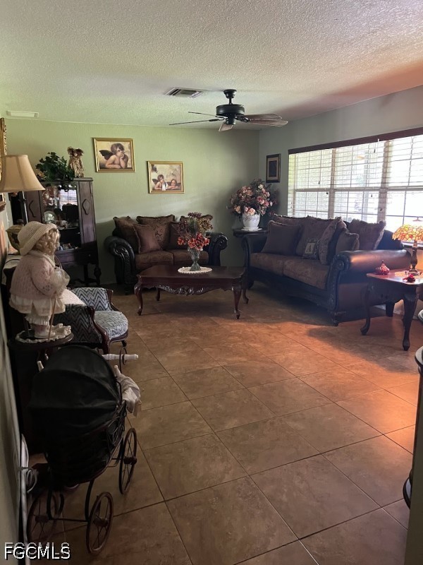 3 Bed Pool Home for Sale in Labelle Ranchettes, photo 11