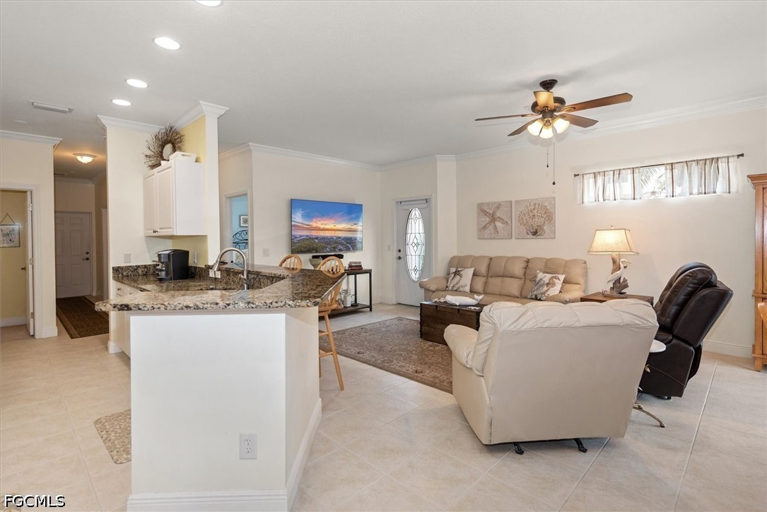 3 Bed Condominium for Sale in Kings Green, photo 11