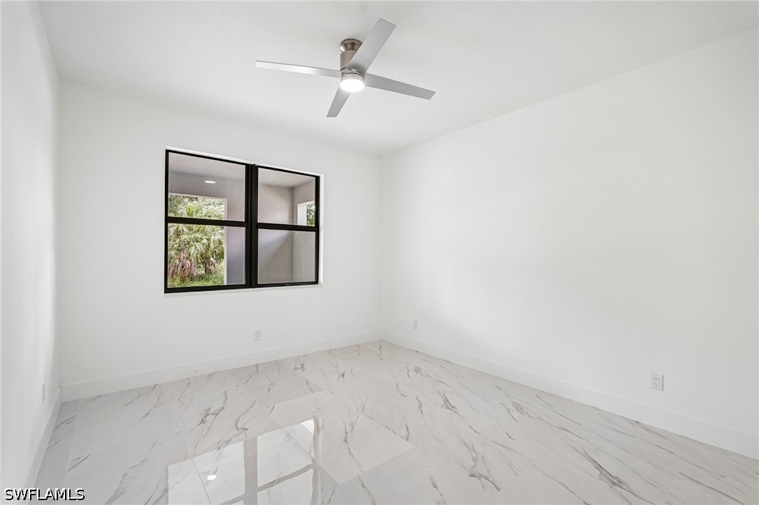 3 Bed SingleFamilyResidence for Sale in Port Charlotte, photo 11